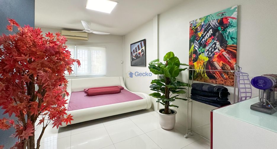 Haus zum Kauf mit 2 Zimmer in Bang Lamung, Chonburi