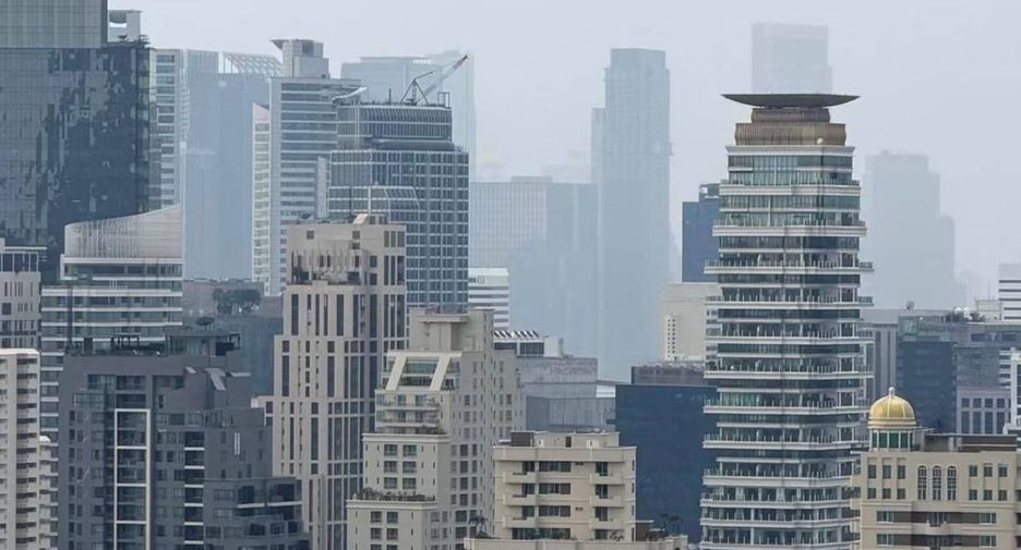 For rent 2 bedrooms condo in Watthana, Bangkok
