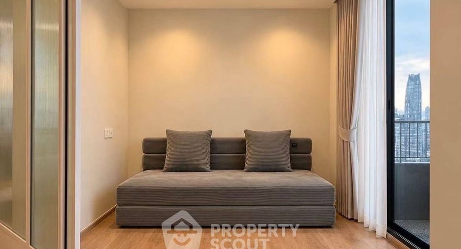 For rent 2 bedrooms condo in Watthana, Bangkok