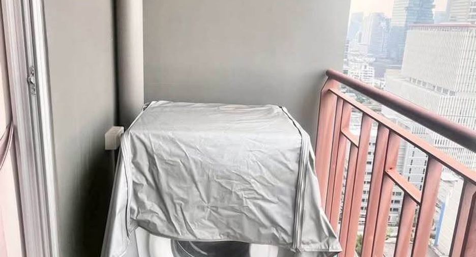 For rent 1 bed condo in Sathon, Bangkok