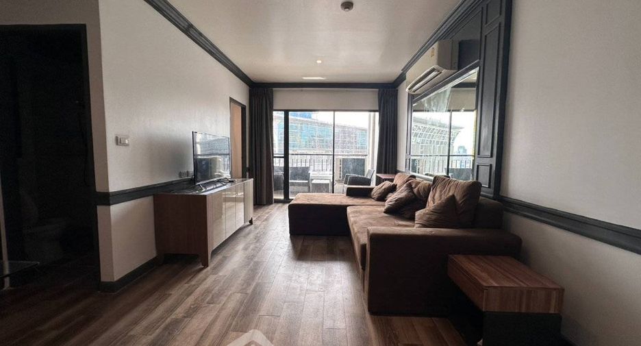For rent 2 bedrooms condo in Pathum Wan, Bangkok