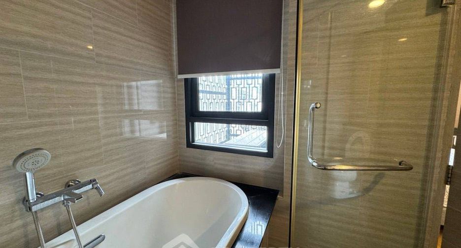 Condo en alquiler de 2 habitaciones en Pathum Wan, Bangkok