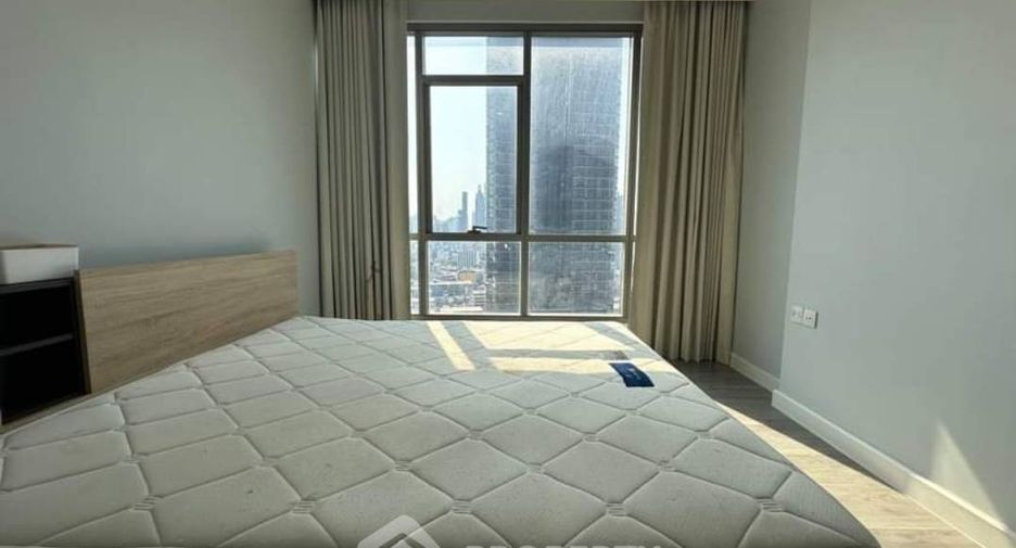 Wohnung zur Miete mit 1 Zimmer in Bang Rak, Bangkok