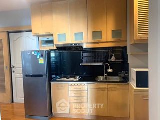 For rent 2 bedrooms condo in Ratchathewi, Bangkok