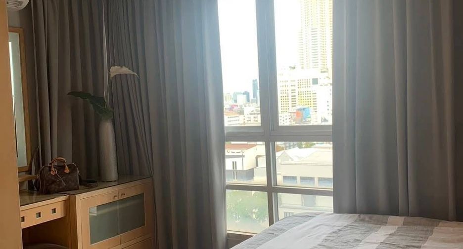 For rent 2 bedrooms condo in Ratchathewi, Bangkok