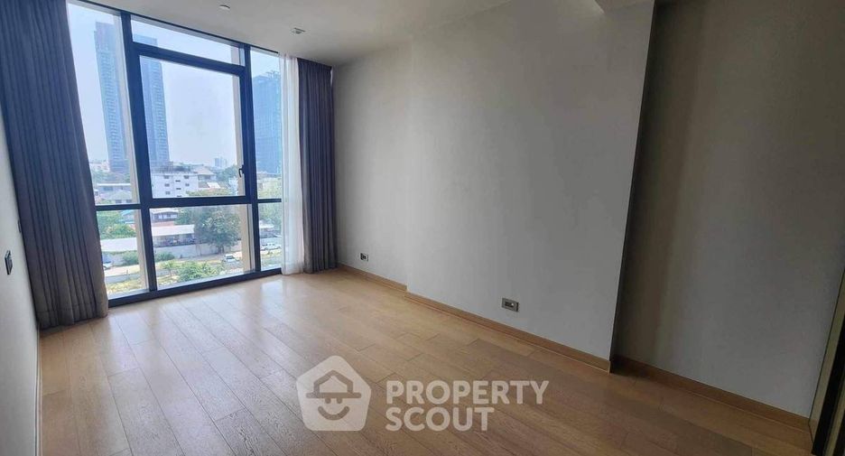 For rent 2 bedrooms condo in Watthana, Bangkok