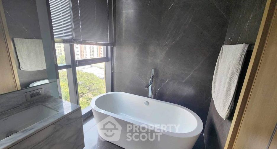 For rent 2 bedrooms condo in Watthana, Bangkok