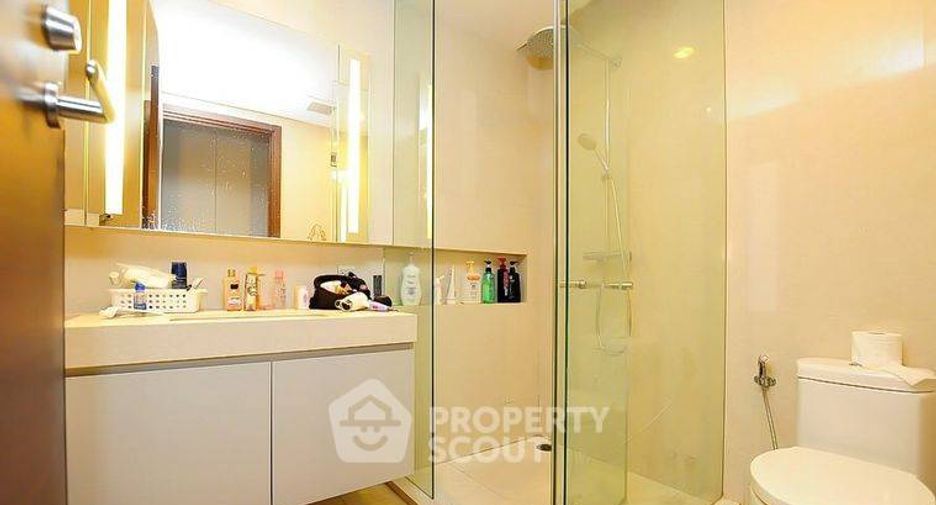 For rent 1 Beds condo in Watthana, Bangkok