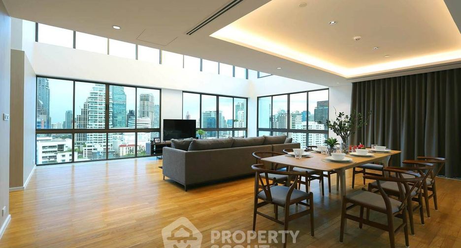 For rent 4 bedrooms apartment in Watthana, Bangkok