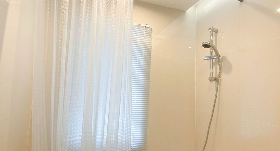 For rent 2 ベッドルーム condo in Pathum Wan, Bangkok