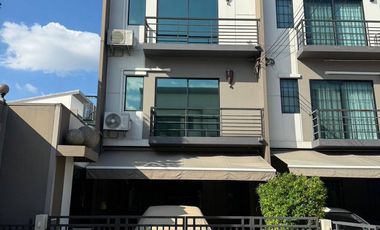 For rent 3 bedrooms house in Bang Khen, Bangkok