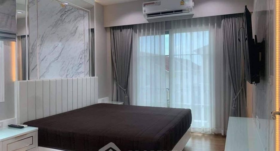 For rent 3 bedrooms house in Bang Khen, Bangkok