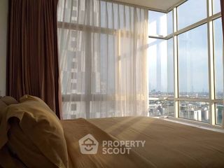 À louer 2 chambres condo à Phra Khanong, Bangkok