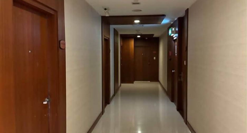 For rent 1 bed condo in Pathum Wan, Bangkok
