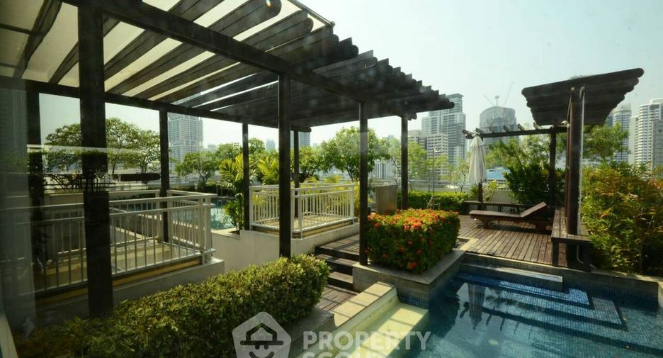 For rent 1 bed condo in Watthana, Bangkok