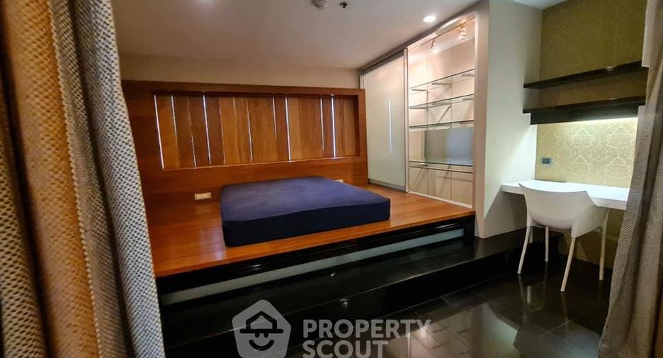For rent 2 bedrooms condo in Watthana, Bangkok