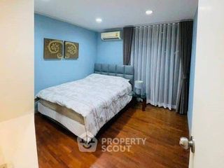 For rent 2 ベッドルーム condo in Phra Khanong, Bangkok