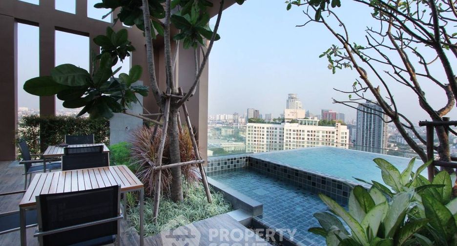 For rent 1 bed condo in Khlong Toei, Bangkok