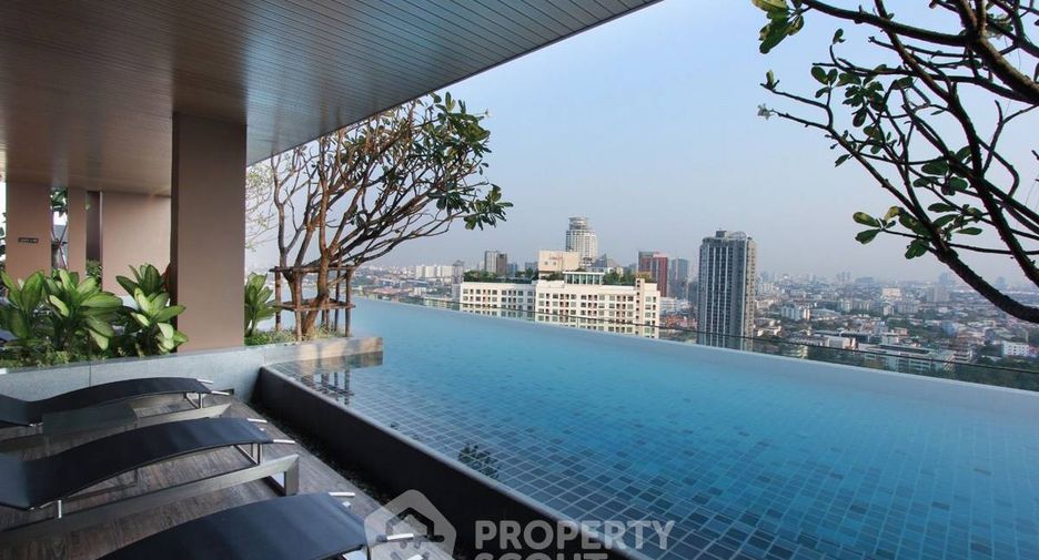 For rent 1 bed condo in Khlong Toei, Bangkok