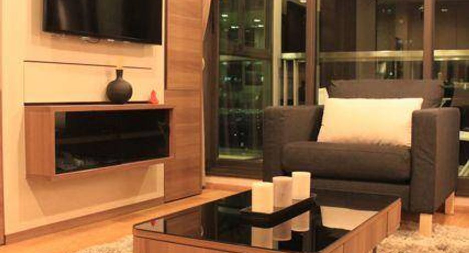 Condo en alquiler de 1 habitaciones en Sathon, Bangkok
