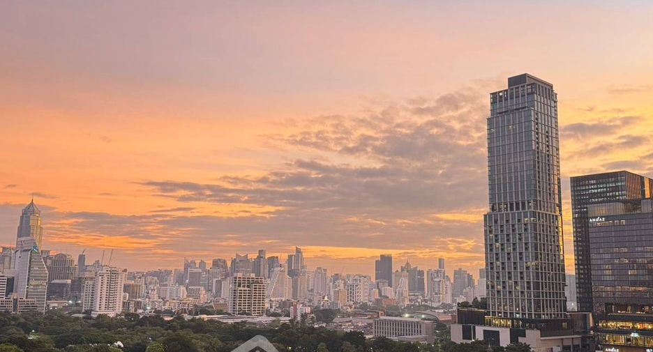 For rent 1 bed condo in Sathon, Bangkok