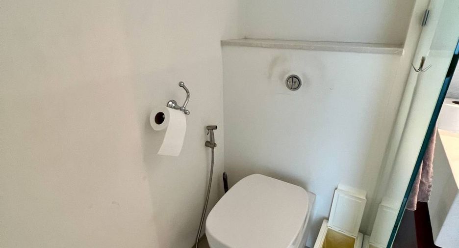 For rent 1 bed condo in Sathon, Bangkok