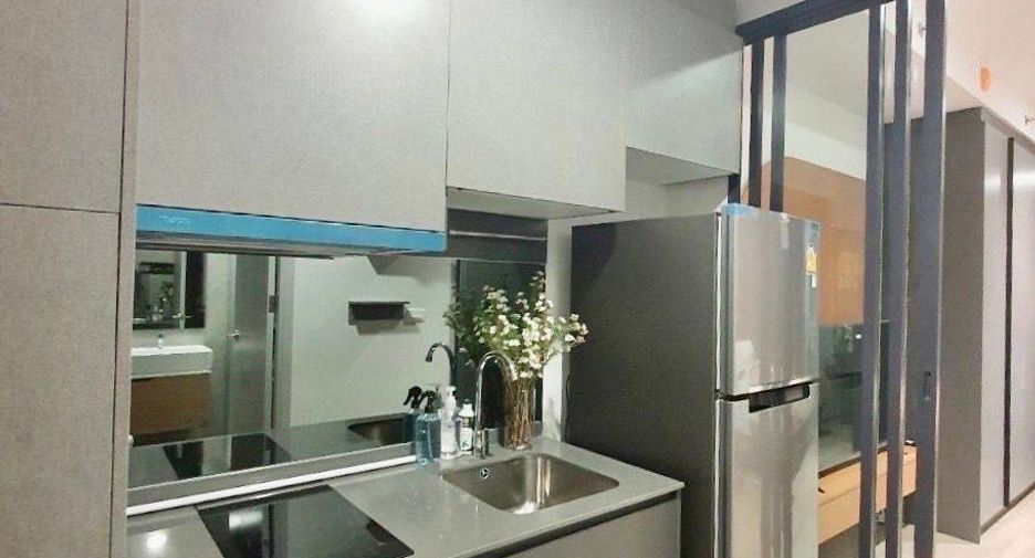 For rent 1 bed condo in Bang Rak, Bangkok