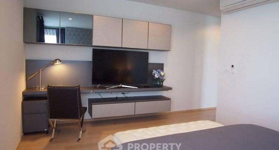 For rent 2 bedrooms condo in Watthana, Bangkok