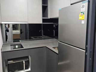 Condo en alquiler de 1 habitaciones en Bang Rak, Bangkok