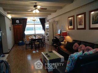 Wohnung zur Miete mit 2 Zimmer in Huai Khwang, Bangkok