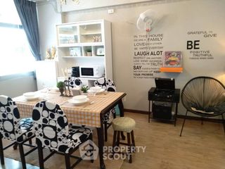 Wohnung zur Miete mit 2 Zimmer in Huai Khwang, Bangkok