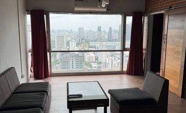 Wohnung zur Miete mit 2 Zimmer in Watthana, Bangkok