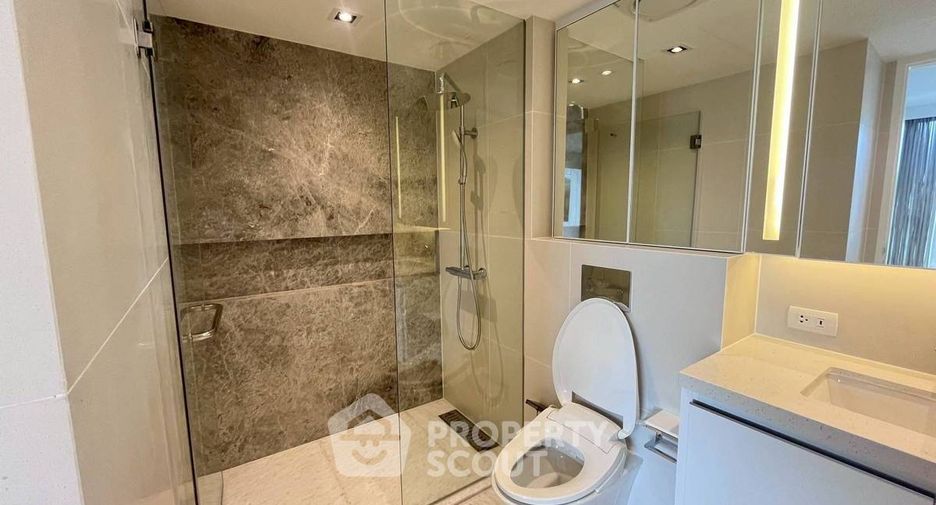 For rent 1 bed condo in Watthana, Bangkok