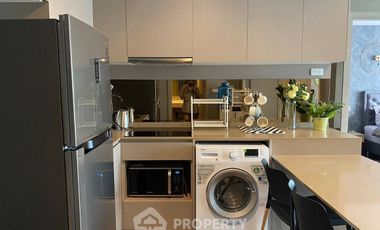 Wohnung zur Miete mit 2 Zimmer in Phra Khanong, Bangkok
