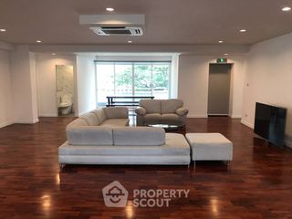 Apartamento en alquiler de 4 habitaciones en Watthana, Bangkok