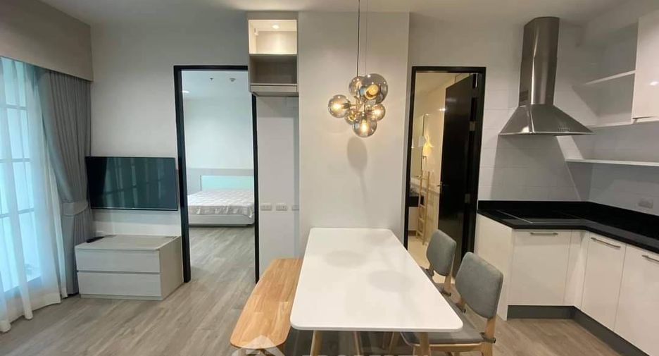 For rent 1 bed condo in Ratchathewi, Bangkok