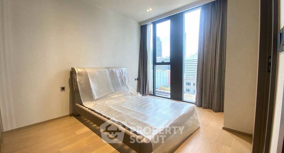 For rent 2 bedrooms condo in Pathum Wan, Bangkok