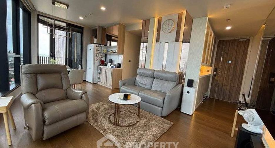For rent 2 bedrooms condo in Khlong Toei, Bangkok