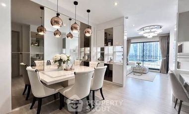 For rent 2 bedrooms condo in Watthana, Bangkok