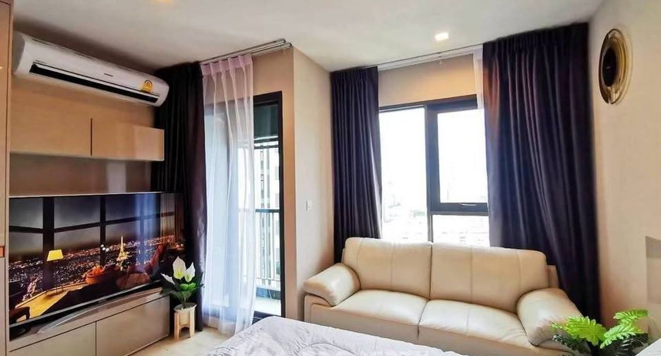 Wohnung zur Miete mit 1 Zimmer in Pathum Wan, Bangkok