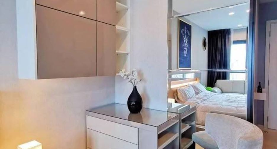 Wohnung zur Miete mit 1 Zimmer in Pathum Wan, Bangkok