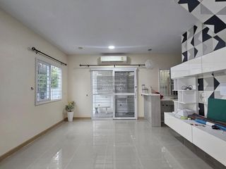Reihenhaus zur Miete mit 3 Zimmer in Bang Phli, Samut Prakan