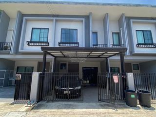 For rent 2 ベッドルーム townhouse in Bang Phli, Samut Prakan