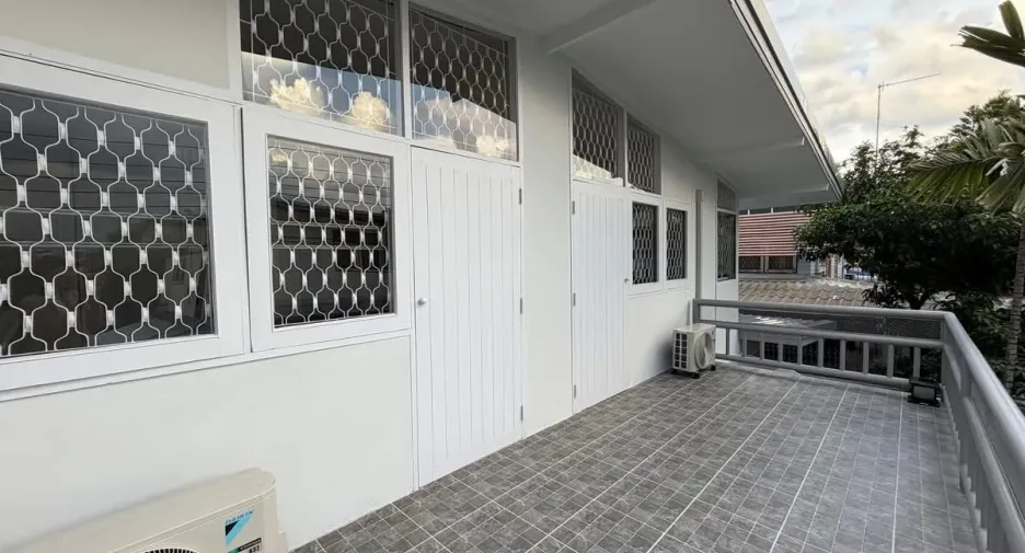 ให้เช่า 5 ห้องนอน บ้านเดี่ยว ใน จตุจักร, กรุงเทพฯ