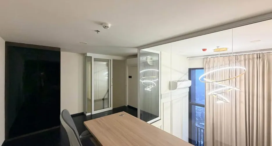 Wohnung zur Miete mit 1 Zimmer in Watthana, Bangkok