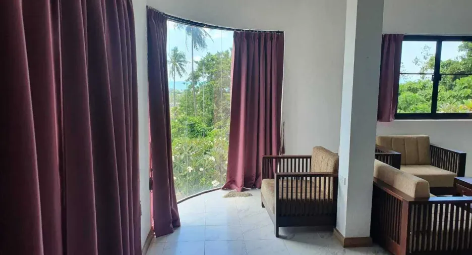 For sale 4 bedrooms villa in Ko Samui, Surat Thani