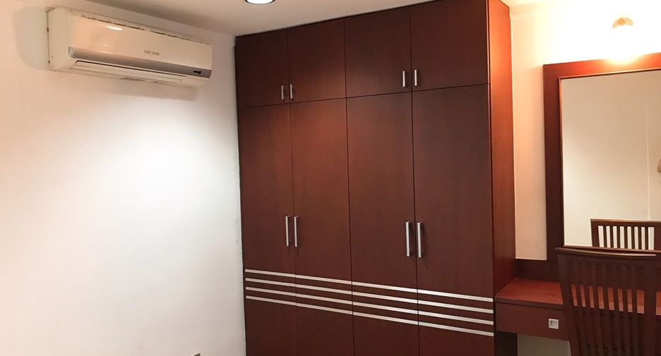 For rent and for sale 2 bedrooms condo in Watthana, Bangkok