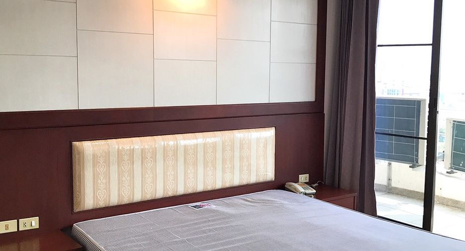 For rent and for sale 2 bedrooms condo in Watthana, Bangkok