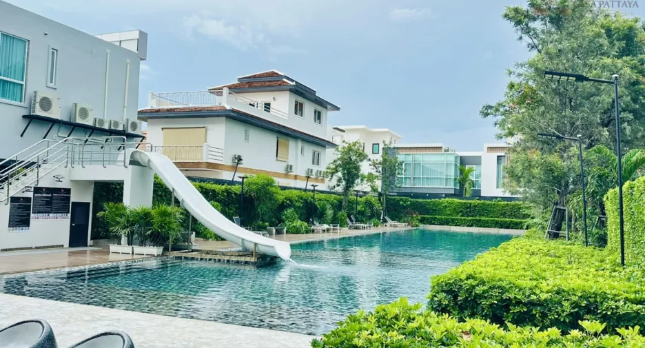 For rent 2 bedrooms condo in Jomtien, Pattaya