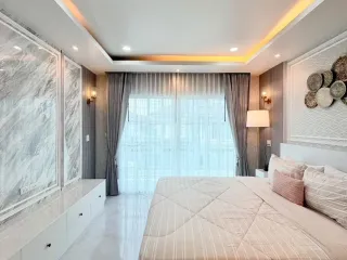 Villa en venta de 4 habitaciones en Bang Lamung, Chonburi